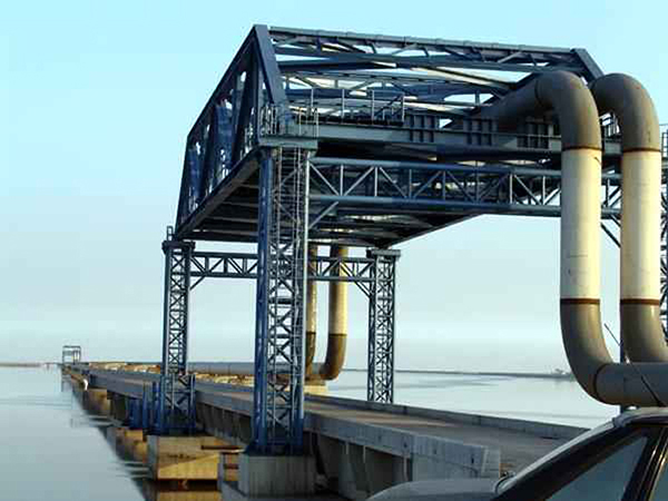 天津港30万吨级原油码头工程